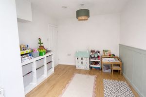 Photo 11- click for photo gallery